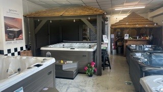 Hot Tub Showroom Near Wolverhampton