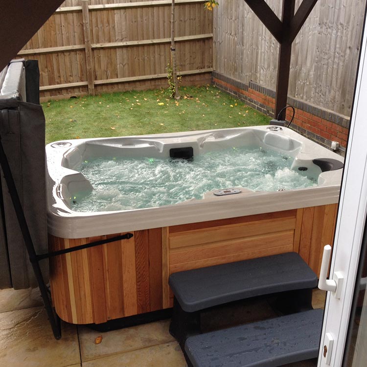 The Baroness 3 Person Regency Hot Tub Series Hot Tub | Award Leisure